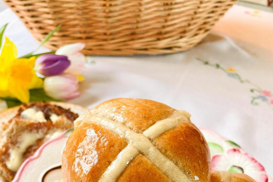 Hot Cross Buns