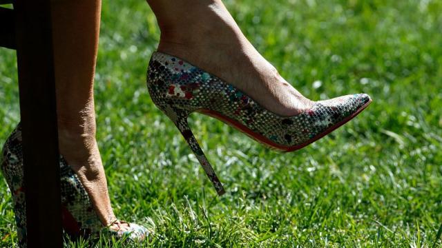 Louboutin defends red-sole trademark