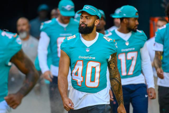 Dolphins re-sign CB Nik Needham