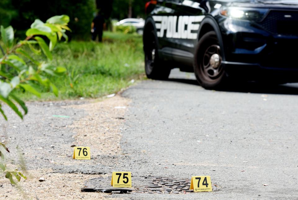 Shreveport police at the scene of a mass shooting on Jones Mabry Rd. that resulted in 4 deaths and 11 injuries Wednesday morning, July 5, 2023. 