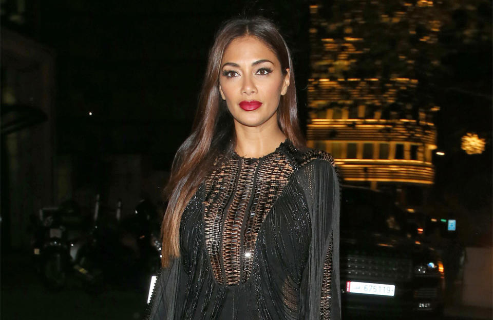 Former Pussycat Dolls singer Nicole Scherzinger received a terrifying death threat when she voted to eliminate a pop star hopeful on the US version of 'The X Factor. Nicole admitted the threat "kind of ruined her” to the extent of not wanting to leave her hotel room.