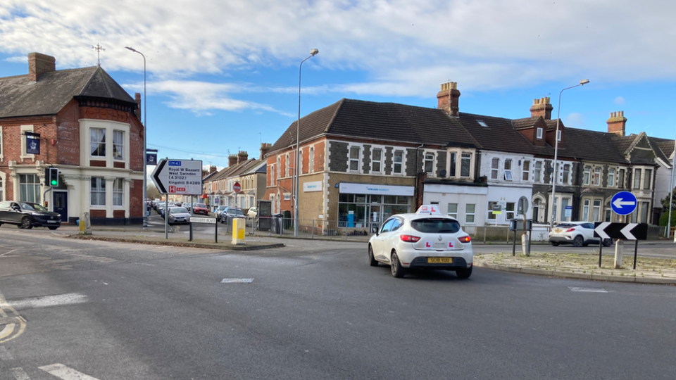 Faringdon Road in Swindon