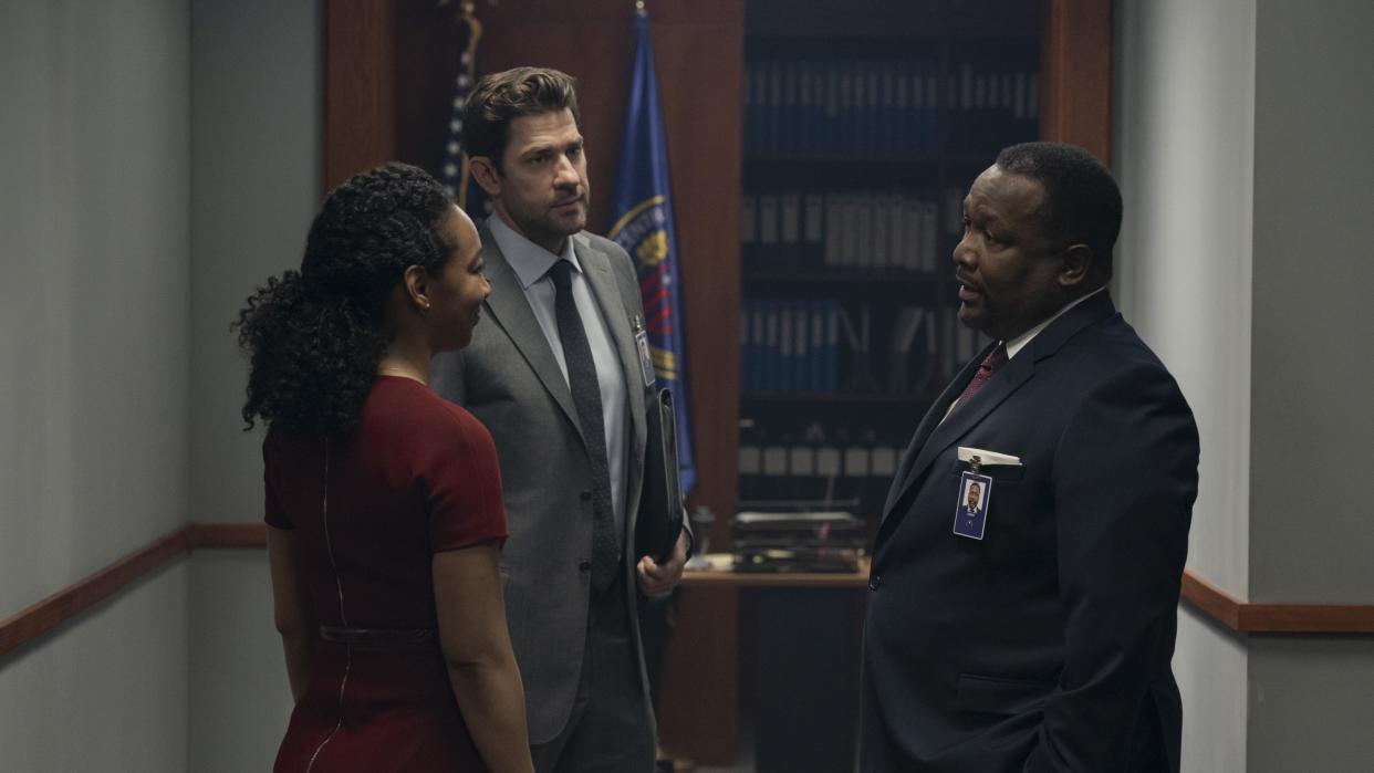  Betty Gabriel, John Krasinski and Wendell Pierce in Jack Ryan 