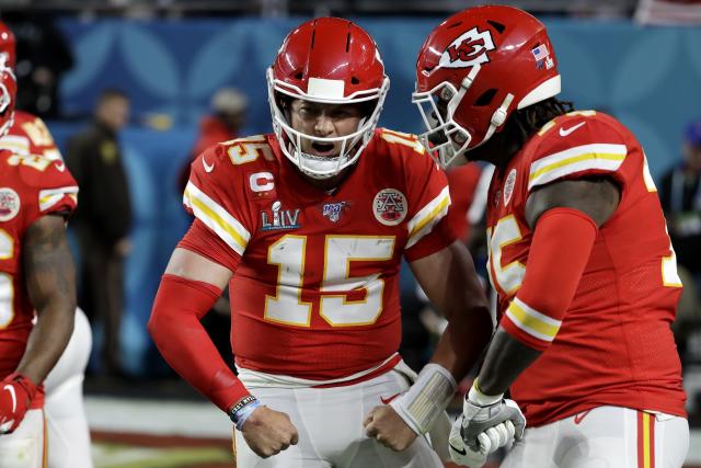 Chiefs quarterback Patrick Mahomes signs most lucrative sports