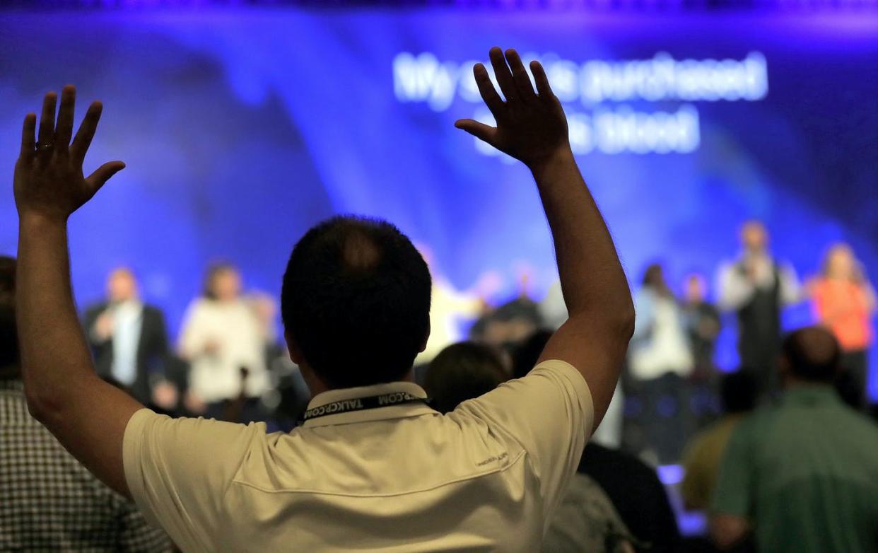 <span class="caption">Raise your hands if you think this year's Southern Baptist Convention meeting could be feisty.</span> <span class="attribution"><a class="link " href="https://newsroom.ap.org/detail/SouthernBaptists/ea4186124356480596285b6aaf176122/photo?Query=Southern%20Baptist%20Convention&mediaType=photo&sortBy=&dateRange=Anytime&totalCount=271&currentItemNo=63" rel="nofollow noopener" target="_blank" data-ylk="slk:AP Photo/Matt York;elm:context_link;itc:0;sec:content-canvas">AP Photo/Matt York</a></span>