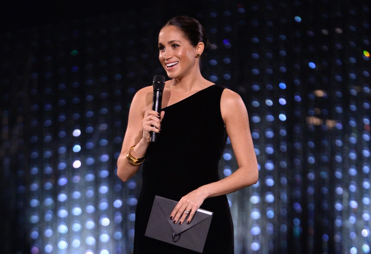 One time use

LONDON, ENGLAND - DECEMBER 10:  Meghan, Duchess of Sussex on stage during The Fashion Awards 2018 In Partnership With Swarovski at Royal Albert Hall on December 10, 2018 in London, England.  (Photo by Jeff Spicer/BFC/Getty Images)