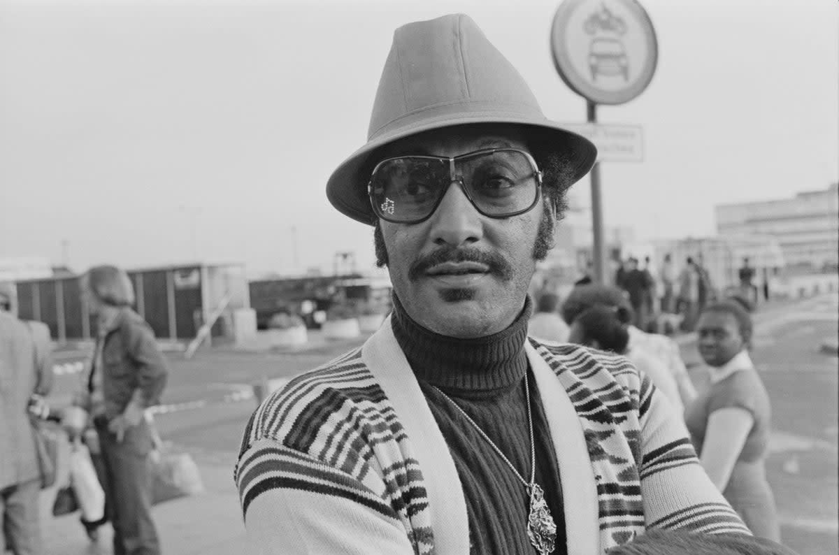 Abdul ‘Duke’ Fakir of the Four Tops in the UK on 9 September 1976 (Getty)