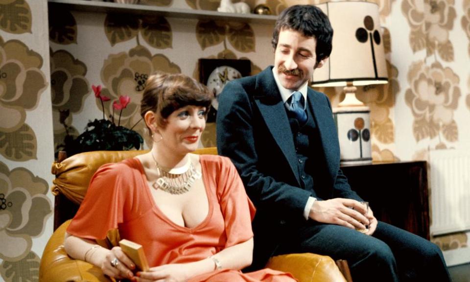 Alison Steadman as Beverly and Tim Stern as her husband Laurence in Abigail’s Party, 1977