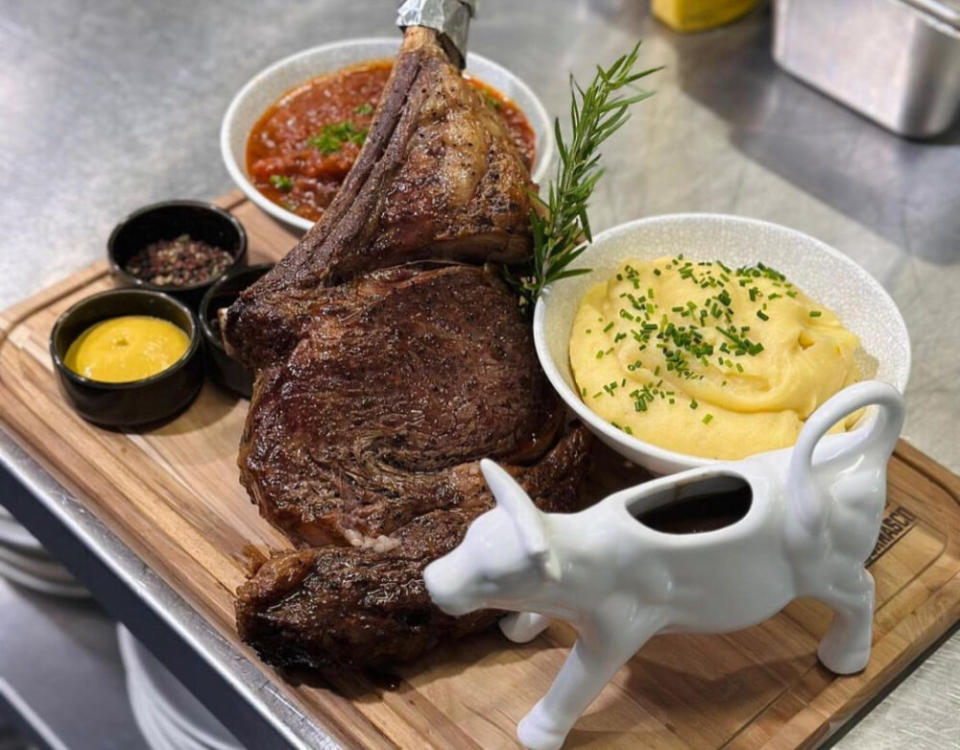 Jekyll & Hyde - Black Angus Tomahawk