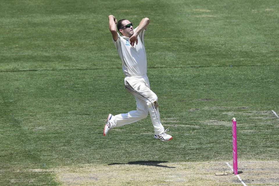 New Zealand's Todd Astle bowls on day two of the third cricket test match between Australia and New Zealand at the Sydney Cricket Ground in Sydney, Saturday, Jan. 4, 2020. (Andrew Cornaga/Photosport via AP)