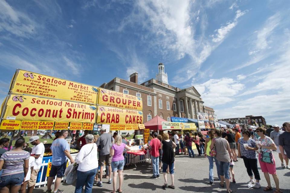 The annual Santa-Cali-Gon Days Festival in Independence draws huge crowds every year. Joe Ledford/The Kansas City Star