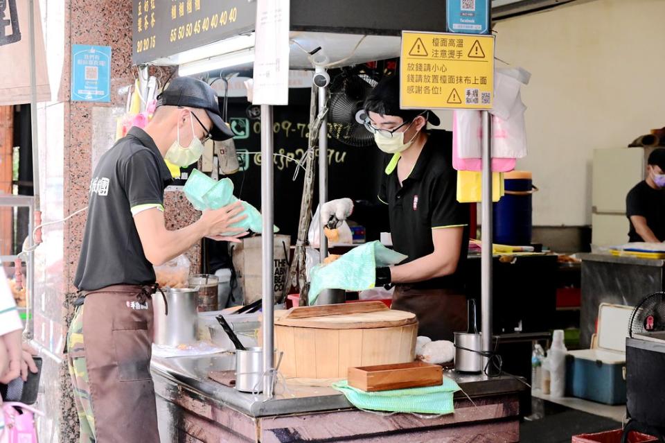 台中｜周家手握飯糰