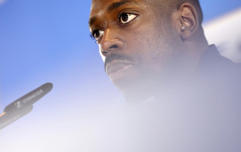 El delantero francés Ousmane Dembélé durante una rueda de prensa con la selección de su país en Paderborn (oeste de Alemania), el 13 de junio de 2024 (FRANCK FIFE)