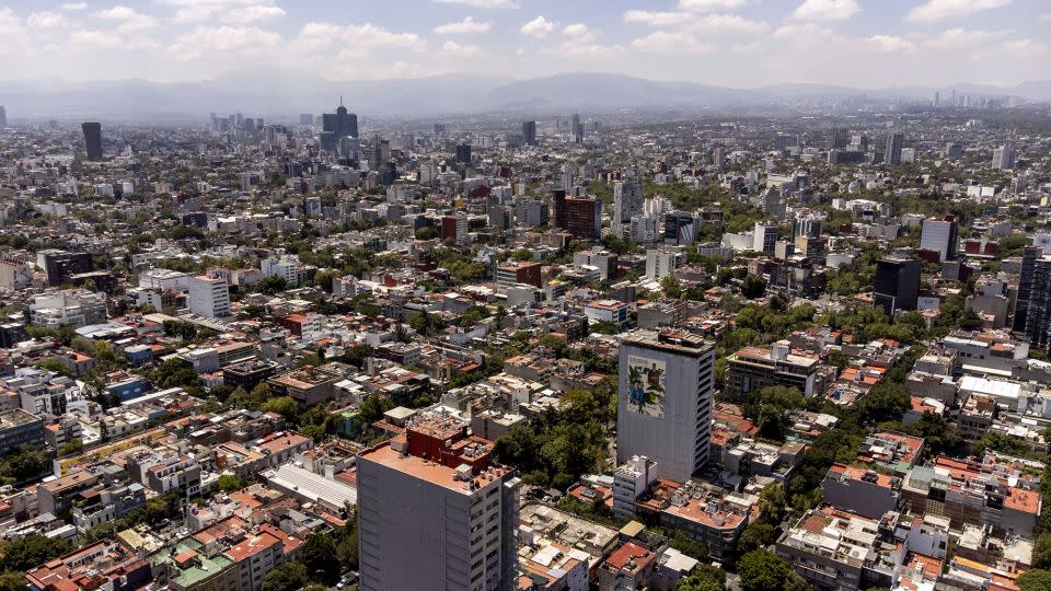 Une vue aérienne de Mexico, l'une des plus grandes mégalopoles du monde.  -César Rodriguez/Bloomberg/Getty Images