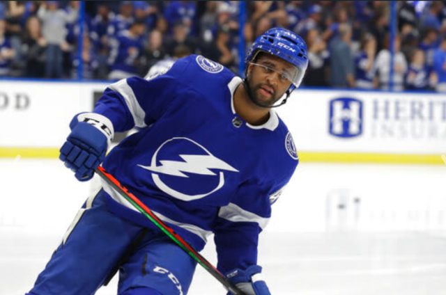 Lightning make NHL history by starting all-Black line in game