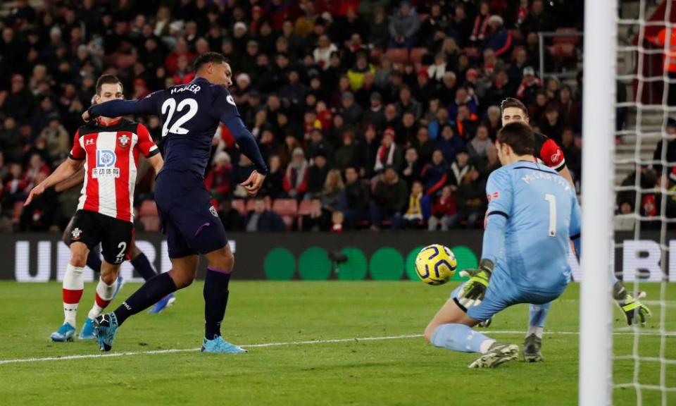 Sébastien Haller scores the decisive goal in West Ham’s 1-0 win at St Mary’s in December, the former manager Manuel Pellegrini’s last victory.