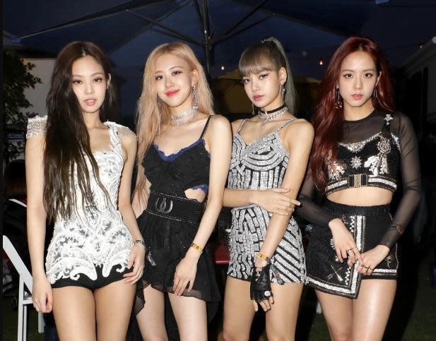 韓國女團BLACKPINK赴高雄演唱，引發全台粉絲瘋狂，但也爆出大量黃牛票、以及票券詐騙事件。（翻攝自Roger Kisby IG）