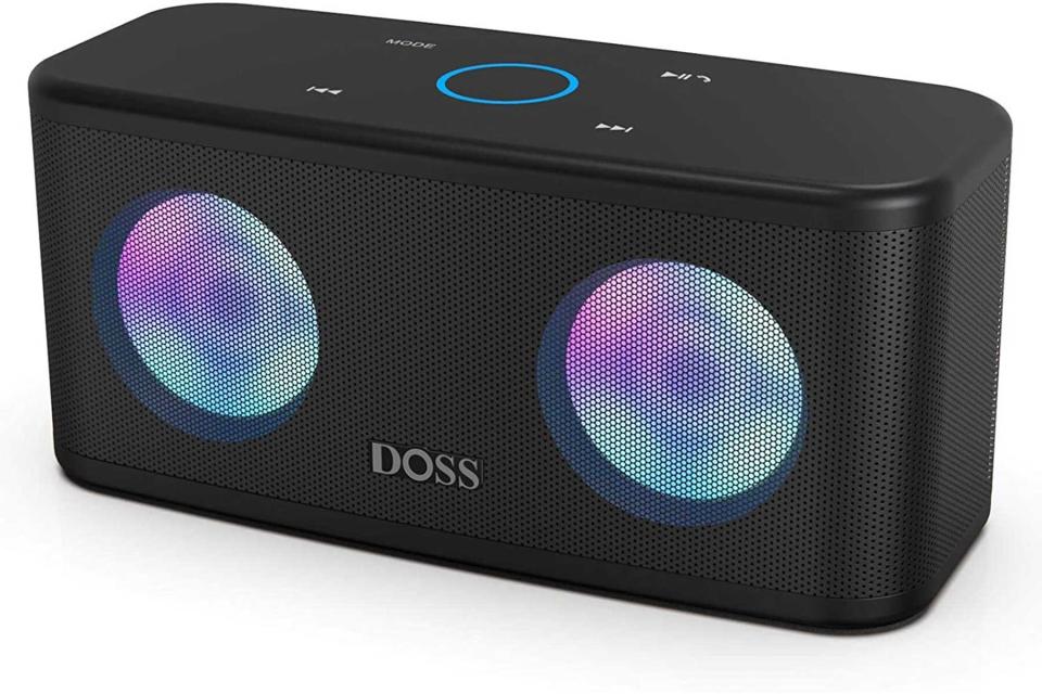 DOSS SoundBox plus bluetooth speaker