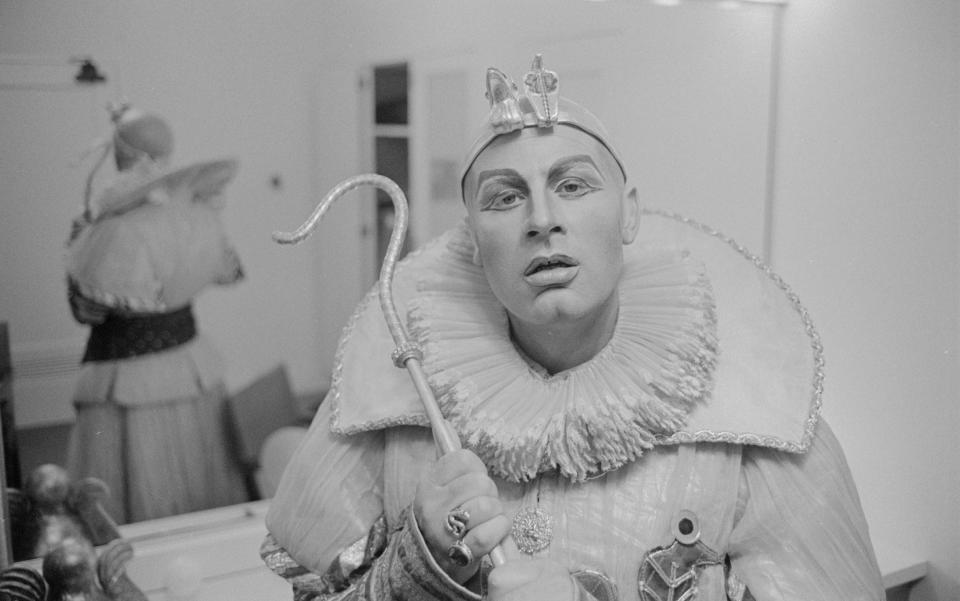 Bowman as Ptolemy in Handel's Giulio Cesare in Egitto, 1982 - Ira Nowinski/Corbis/VCG via Getty Images