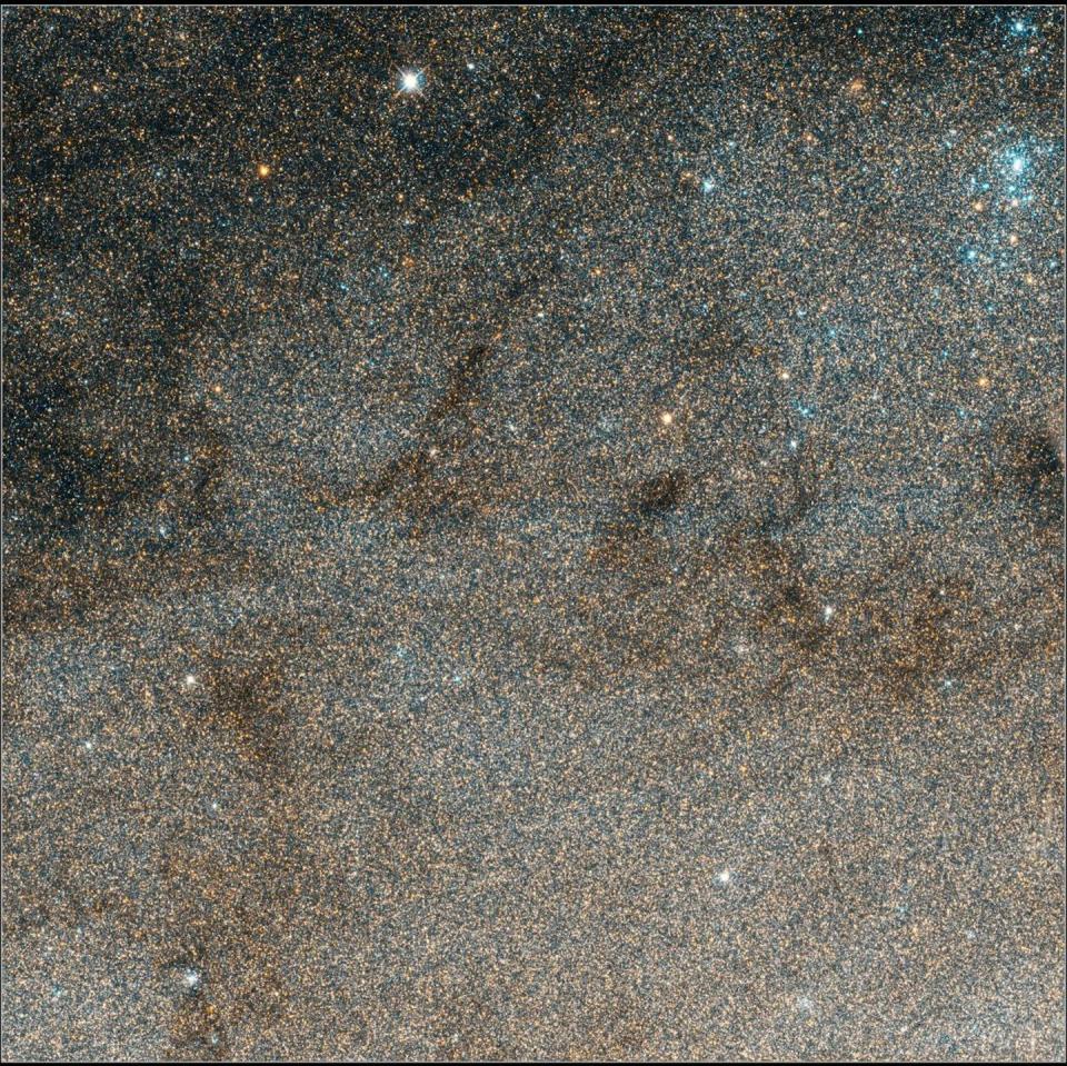 La estrella variable V1 en la Constelación de Andrómeda (parte inferior izquierda de la imagen). Se trata de la primera Cefeida hallada fuera de nuestra propia galaxia. <a href="https://hubblesite.org/contents/media/images/2011/15/2850-Image.html" rel="nofollow noopener" target="_blank" data-ylk="slk:Hubble;elm:context_link;itc:0;sec:content-canvas" class="link ">Hubble</a>, <a href="http://creativecommons.org/licenses/by/4.0/" rel="nofollow noopener" target="_blank" data-ylk="slk:CC BY;elm:context_link;itc:0;sec:content-canvas" class="link ">CC BY</a>