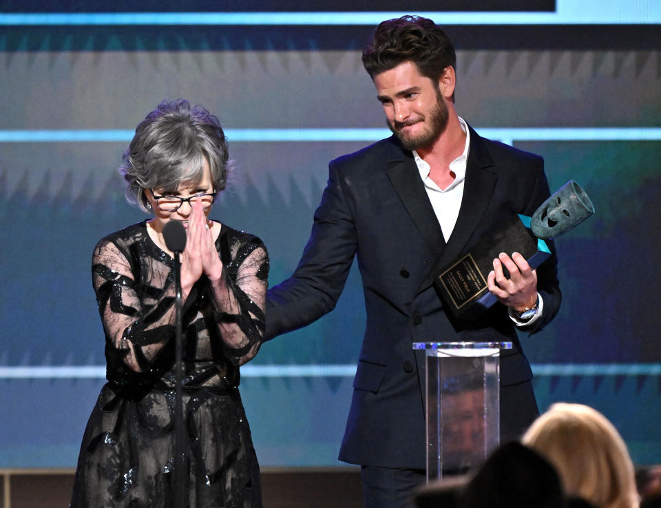 Feature Sally Field Receives 2023 SAG Awards Lifetime Achievement Prize Sag Awards 2023 2