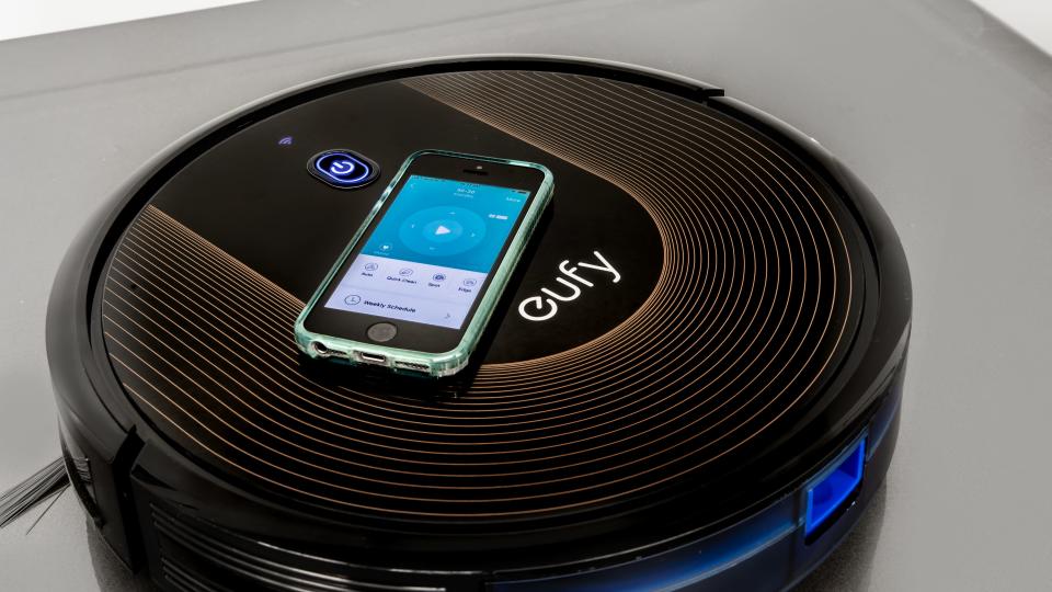 Best gifts from Walmart 2020: Eufy RoboVac 30C