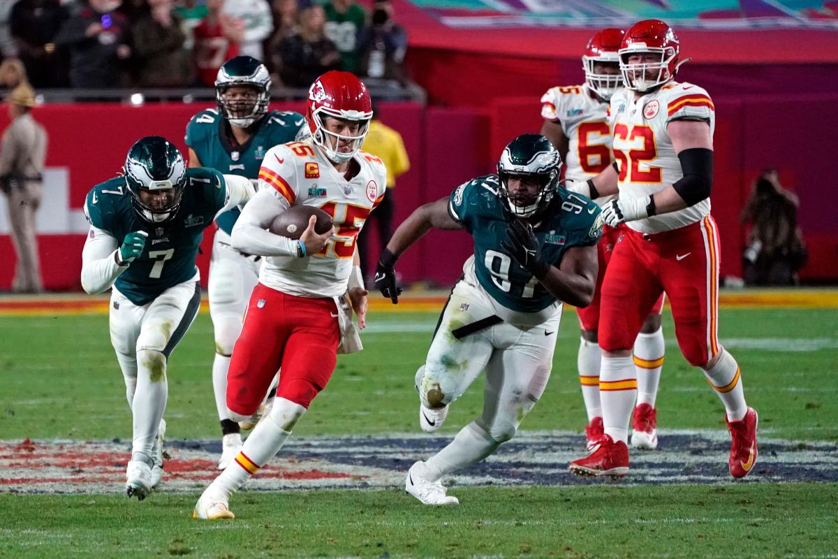 Super Bowl 2023: Eagles defense that was great all season came up