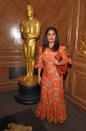 <p>Salma Hayek dividió opiniones con este vestido naranja durante un evento en Londres. Aunque el atuendo le quedó muy bien, hubo quienes dijeron que el modelito parecía sacado de una tienda de ropa vieja/Getty Images </p>