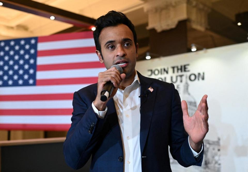 PHOTO: Republican presidential candidate and businessman Vivek Ramaswamy speaks to supporters at his Iowa caucus night watch party after suspending his campaign and endorsing former U.S. President Donald Trump in Des Moines, Iowa, Jan. 15, 2024.  (Sergio Flores/Reuters)