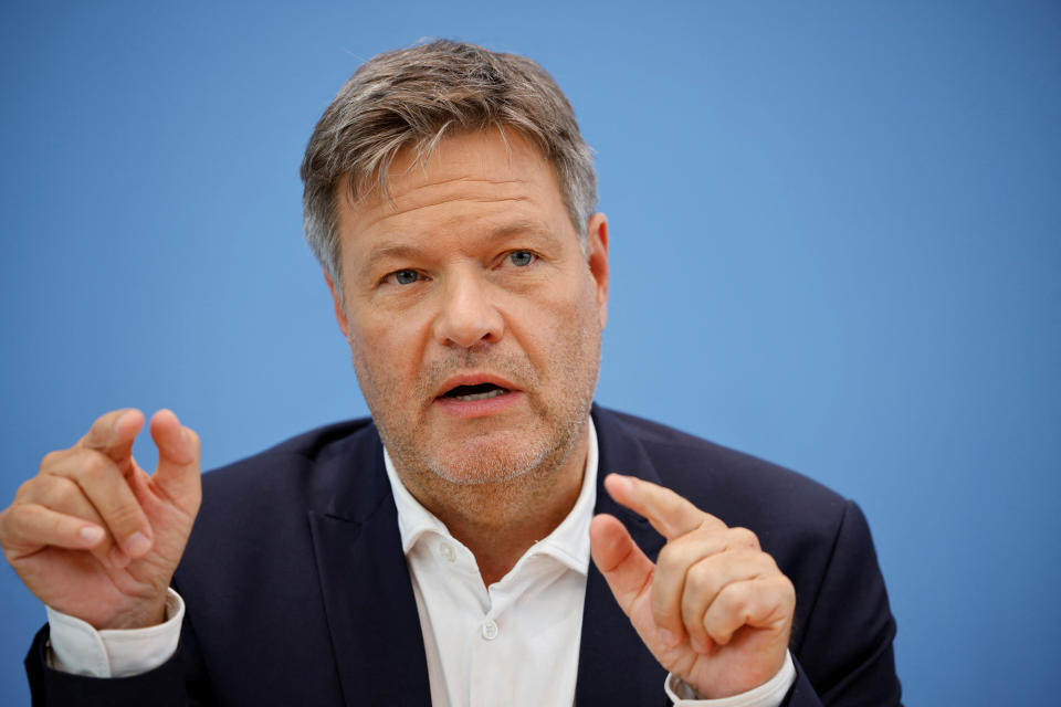 FILE PHOTO: Economy Minister Robert Habeck of the Greens speaks during a joint news conference with German Chancellor Olaf Scholz of the Social Democratic Party SPD and Finance Minister Christian Lindner of the Liberal Party FDP after agreeing on the 2025 budget in Berlin, Germany, July 5, 2024.    REUTERS/Axel Schmidt/File Photo