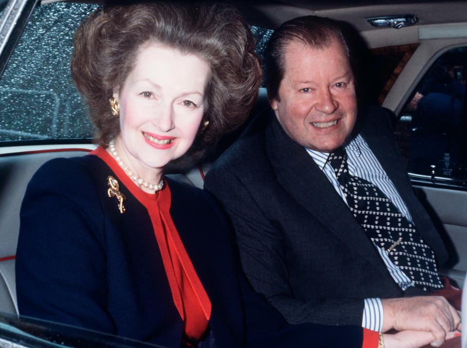 Earl Spencer And His Wife Raine Spencer Visiting Princess Diana In Kensington Palace