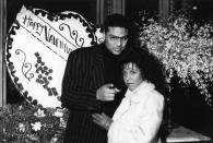 <p>R&B singer Al B. Sure! celebrates with a date. </p>