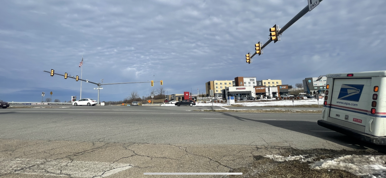 Pedestrians looking to cross Richmond Avenue to Crossing Way currently have to run past six lanes without a crosswalk.