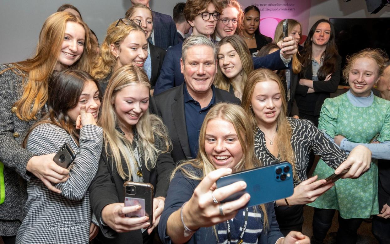 Sir Keir Starmer with students from St George's School, in Harpenden, Hertfordshire - Paul Grover for The Telegraph