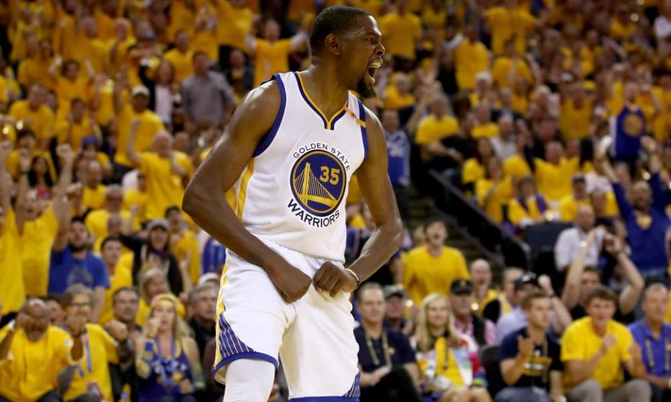 Kevin Durant celebrates a basket as the Warriors close out a successful home stand