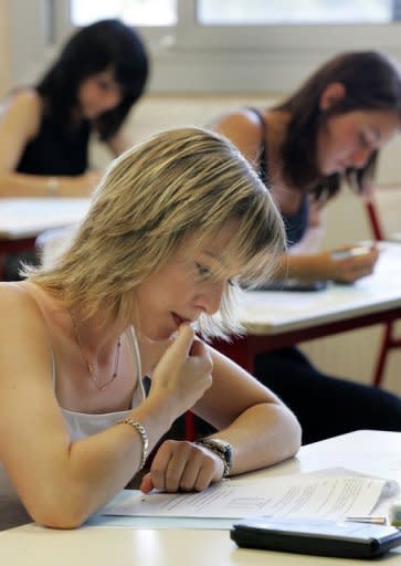 Students take a baccalaureate exam in 2006. One in two Romanian high school pupils failed their university exemption exams this year, a record low level after new anti-fraud measures cut back on cheating, new figures showed