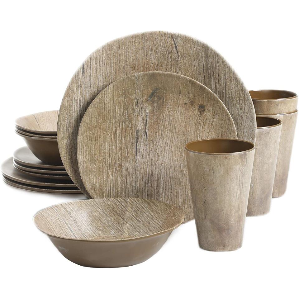 wood dinnerware set