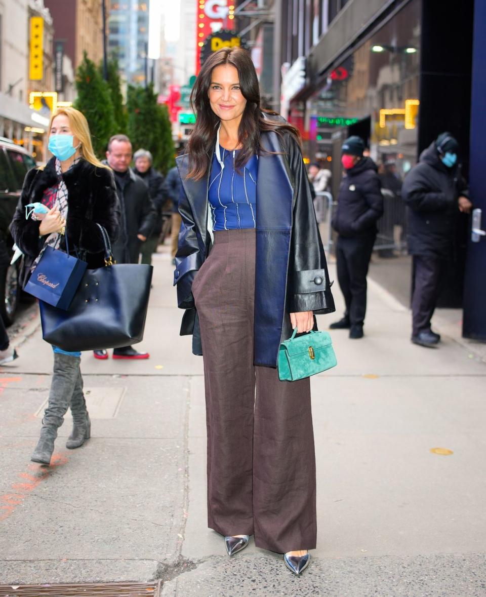 new york, new york january 11 katie holmes departs gma on january 11, 2023 in new york city photo by gothamgc images