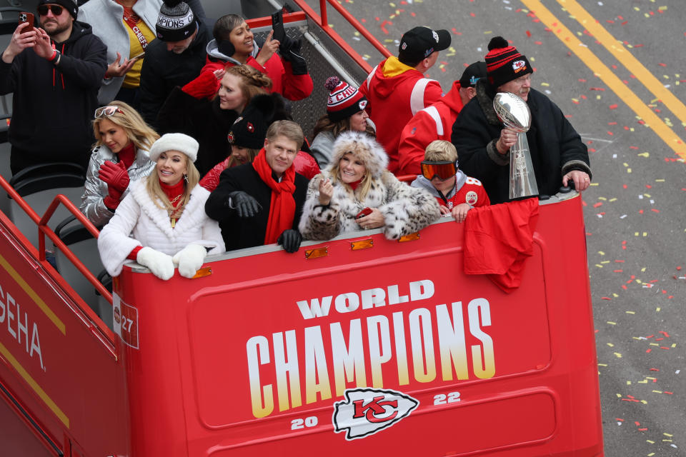 Norma Hunt, middle, stands with Chiefs owner Clark Hunt, wife Tavia, granddaughter Gracie and head coach Andy Reid during the February Super Bowl parade.  (Scott Winters/Icon Sportswire via Getty Images)