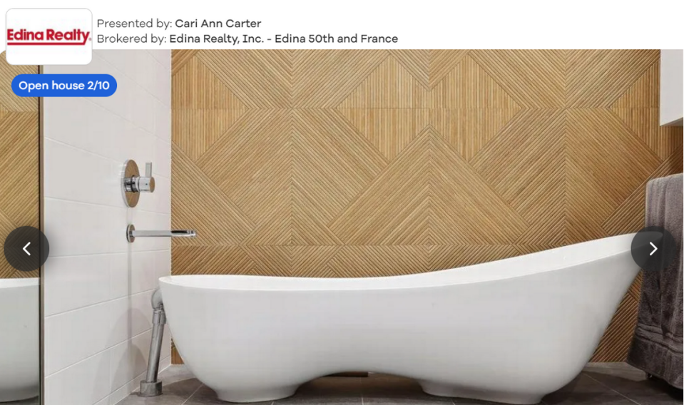 Bathroom Screen grab from Realtor