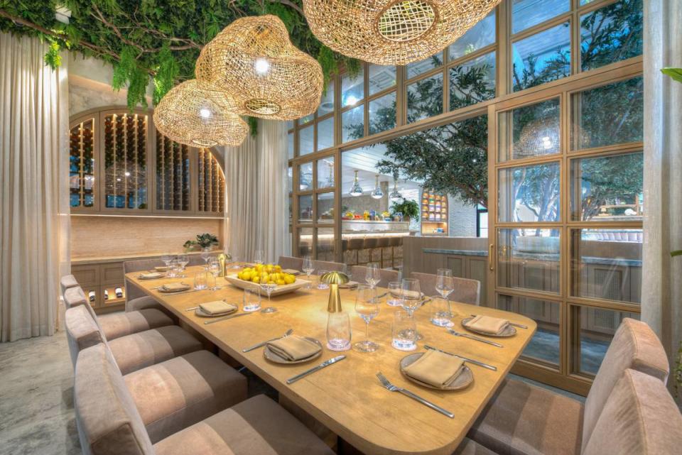 Abbale in Aventura also features a private dining room available to reserve for special occasions.