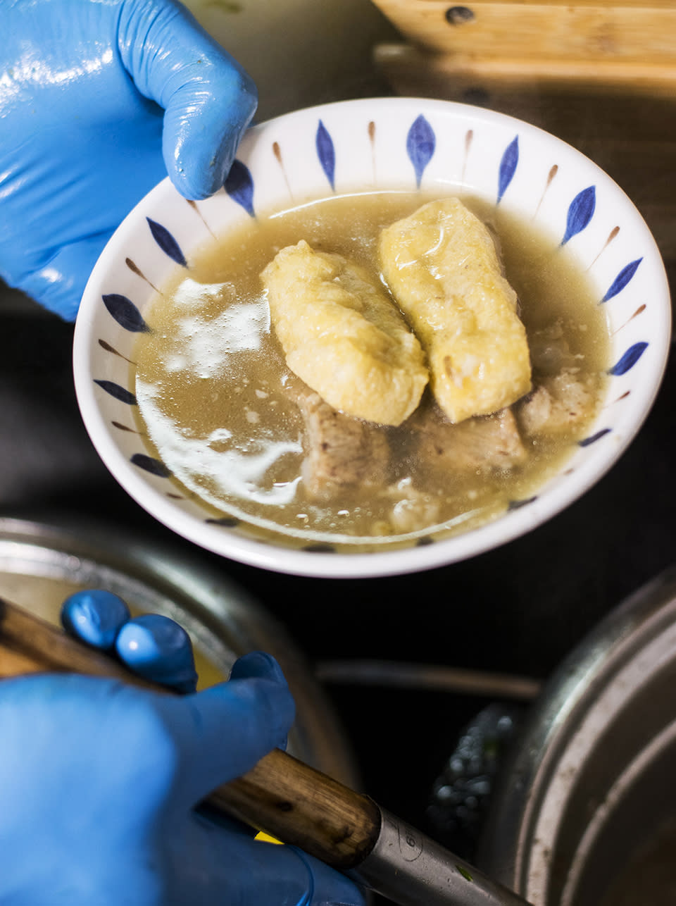 長沙灣美食│海南雞飯新店 油飯先炒底 另有走地雞揀