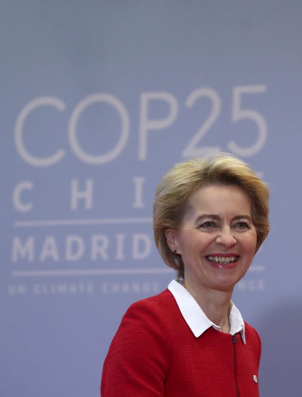 La Presidenta de la Comisión Europea, Ursula von der Leyen, llega para asistir a la Conferencia de las Naciones Unidas sobre el Cambio Climático (COP25) en Madrid