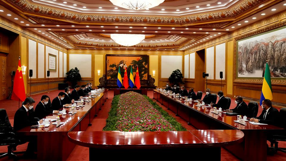 A general view shows Chinese President Xi Jinping and now outsted Gabonese President Ali Bongo Ondimba hold a meeting at the Great Hall of the People on April 19, 2023, in Beijing, China.  - Ken Ishii/Getty Images