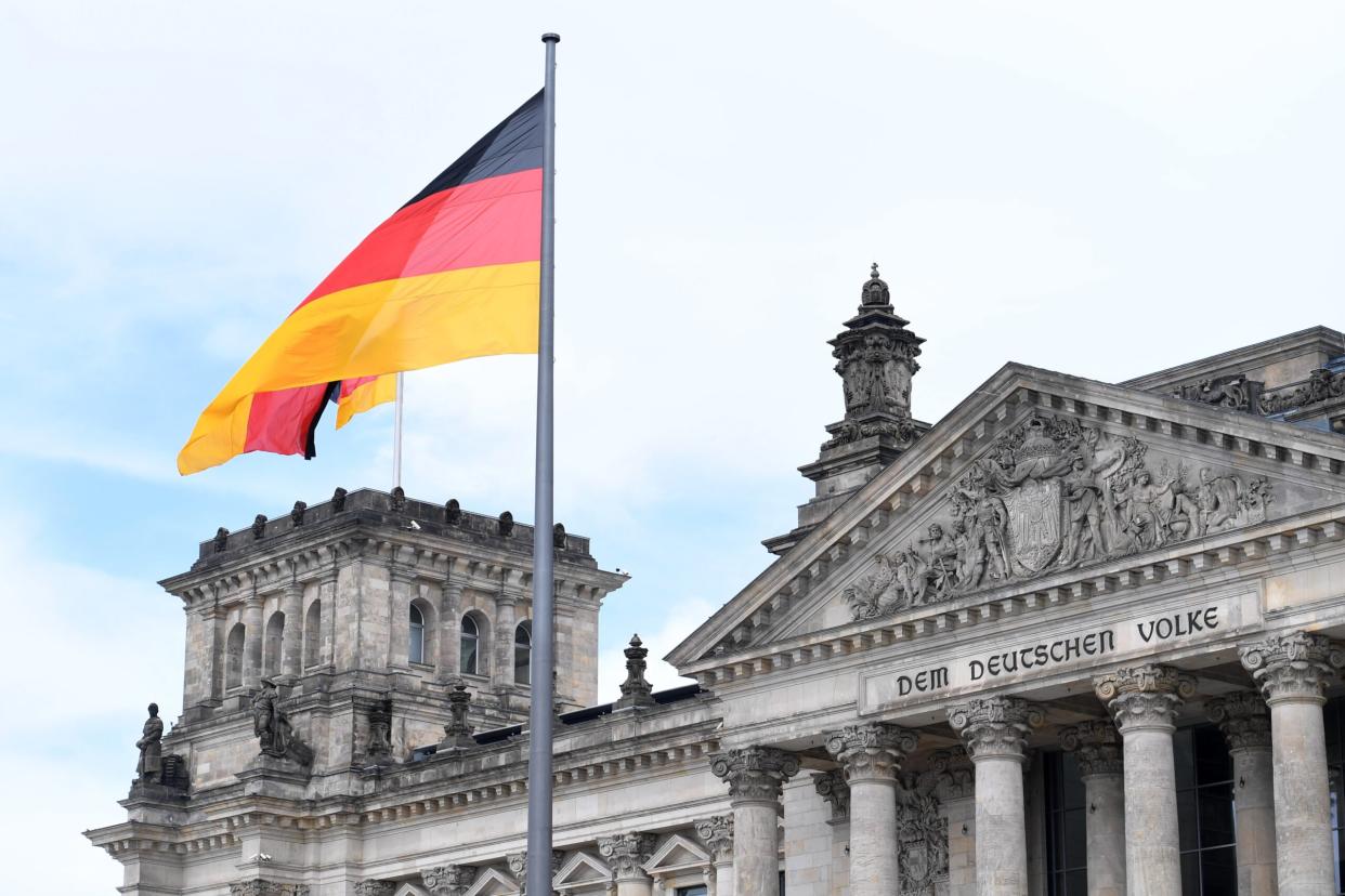 Die Kosten für Dienstreisen stiegen über die letzten Jahre deutlich an. - Copyright: picture alliance/dpa/Revierfoto | Revierfoto