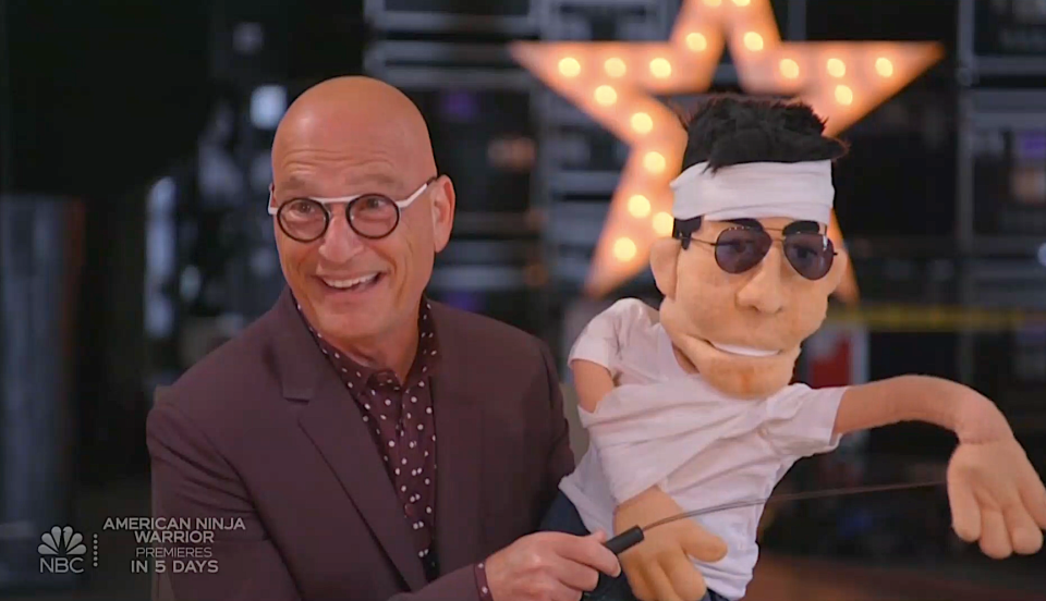 Howie Mandel and his Simon Cowell dummy (Photo: NBC)