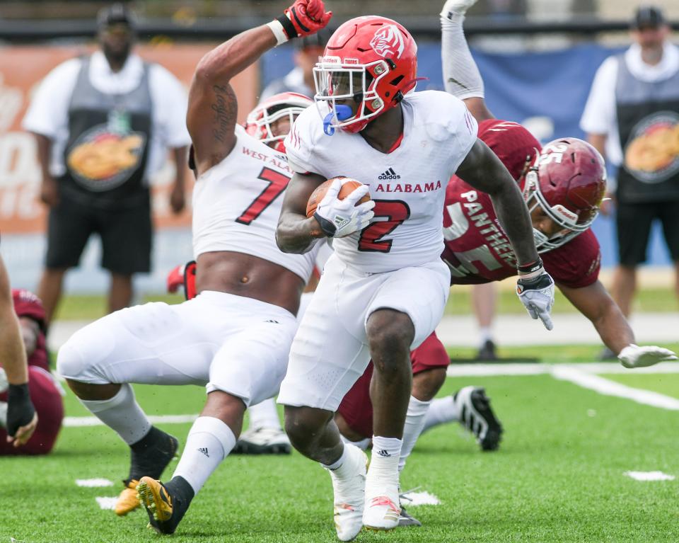 Christian Saulsberry of West Alabama runs the ball during Saturday's game in Melbourne.