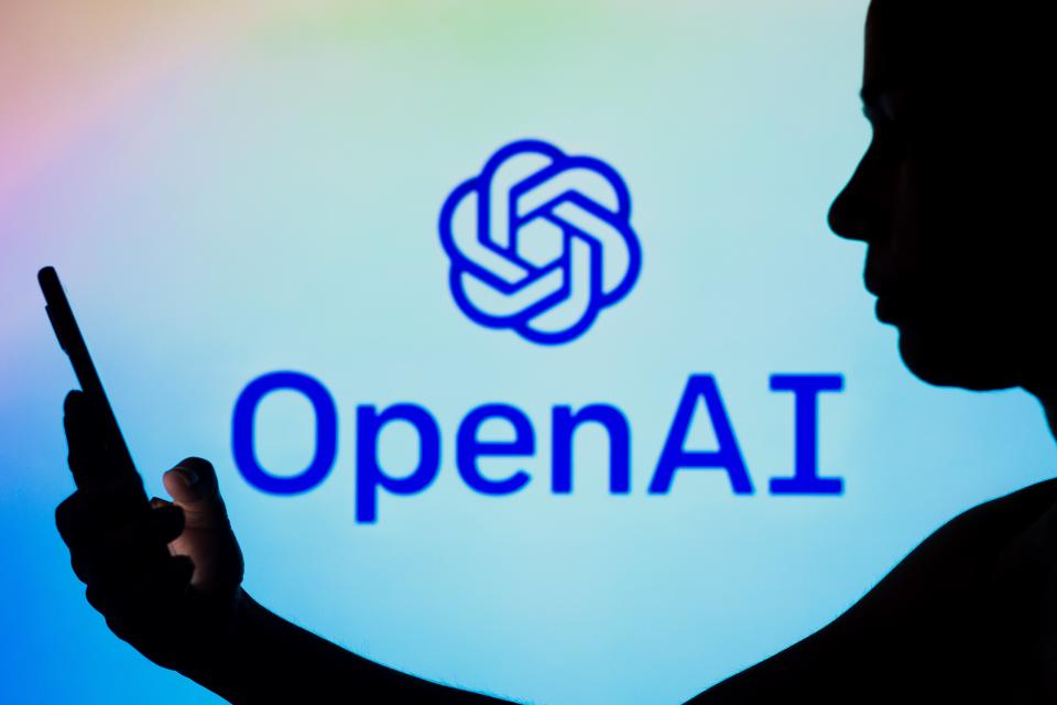 Sam Altman volvería a ser líder de OpenAI y no se sumaría a Microsoft