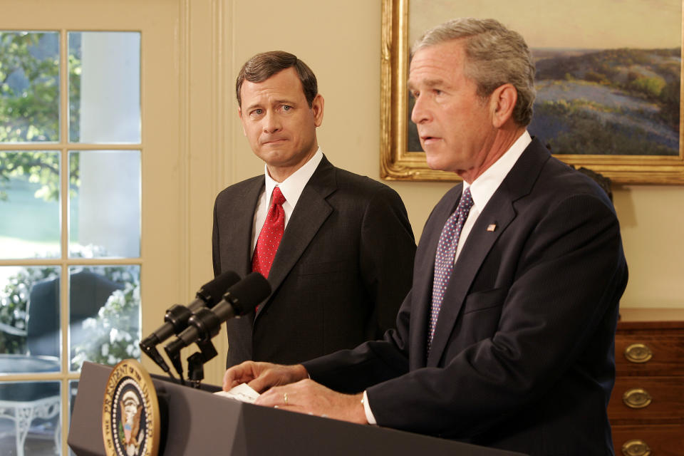 President Bush announces John Roberts as chief justice of the Supreme Court during a statement in the Oval Office on Sept. 5, 2005. (Photo: Chuck Kennedy/Getty Images)