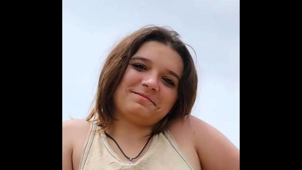 The family of 14-year-old Khloe Koehne has reported the teen missing. The youth was last seen in Kansas City’s Midtown area and is considered endangered, according to a police spokeswoman. Police ask anyone who has seen the youth to call the missing persons unit at 816-234-5043 or call 911.